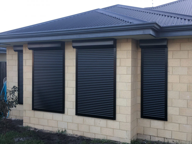 Külső műanyag redőny