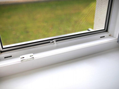 Szúnyogháló beépítés