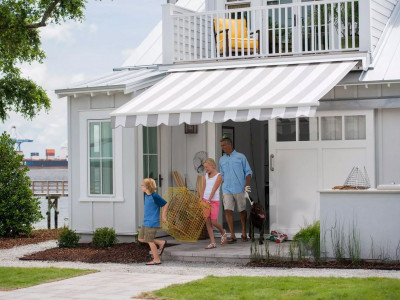 Kitekerhető napellenző