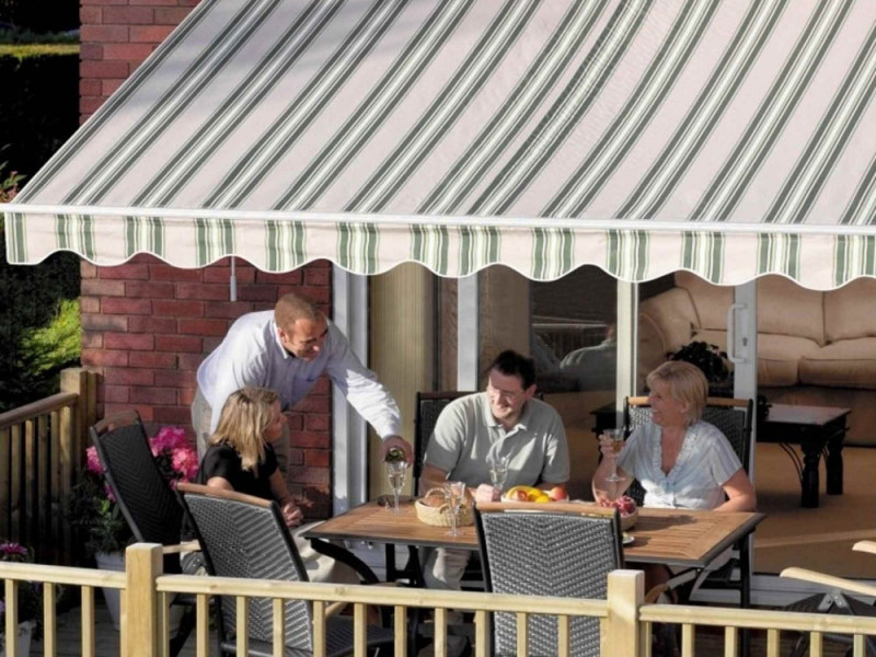 Kültéri terasz árnyékoló